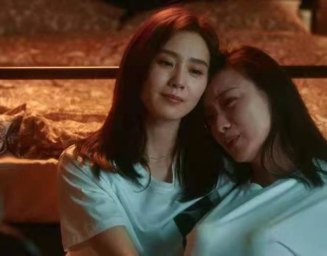真情与假意，陪伴与孤独，嫉妒与羡慕：女性之间有真的友谊吗？